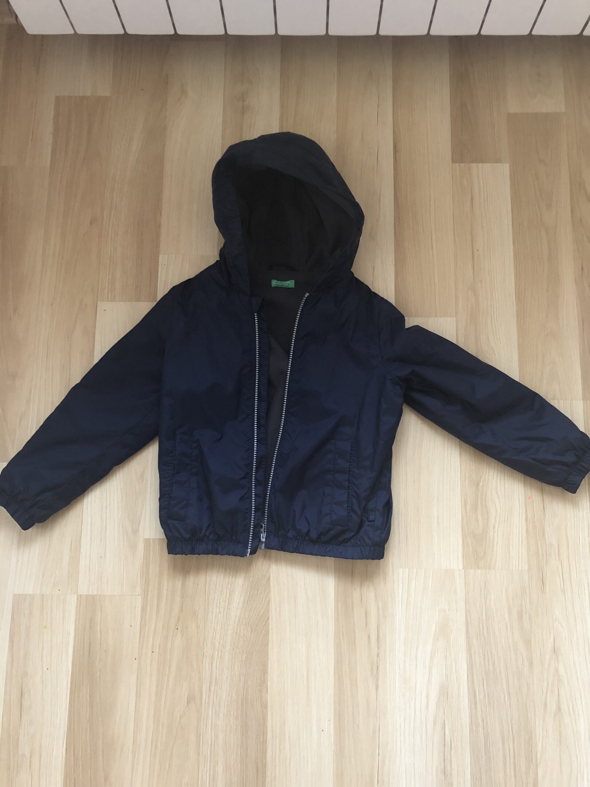 0627CDB9-FB1D-44FD-B1AD-9E0883391DB2