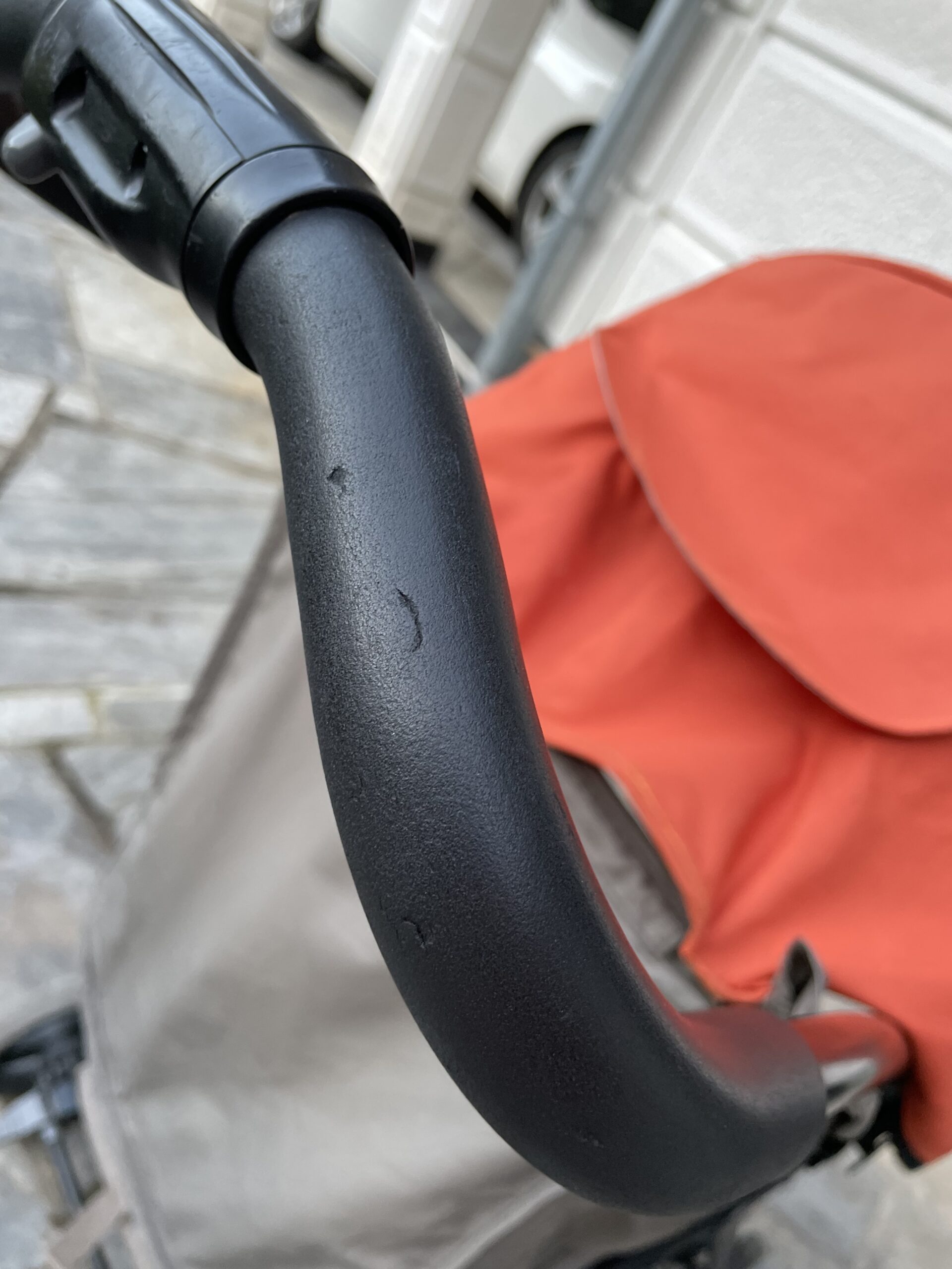 7A77004D-32BF-43F5-A7B2-7B66B26C9F91