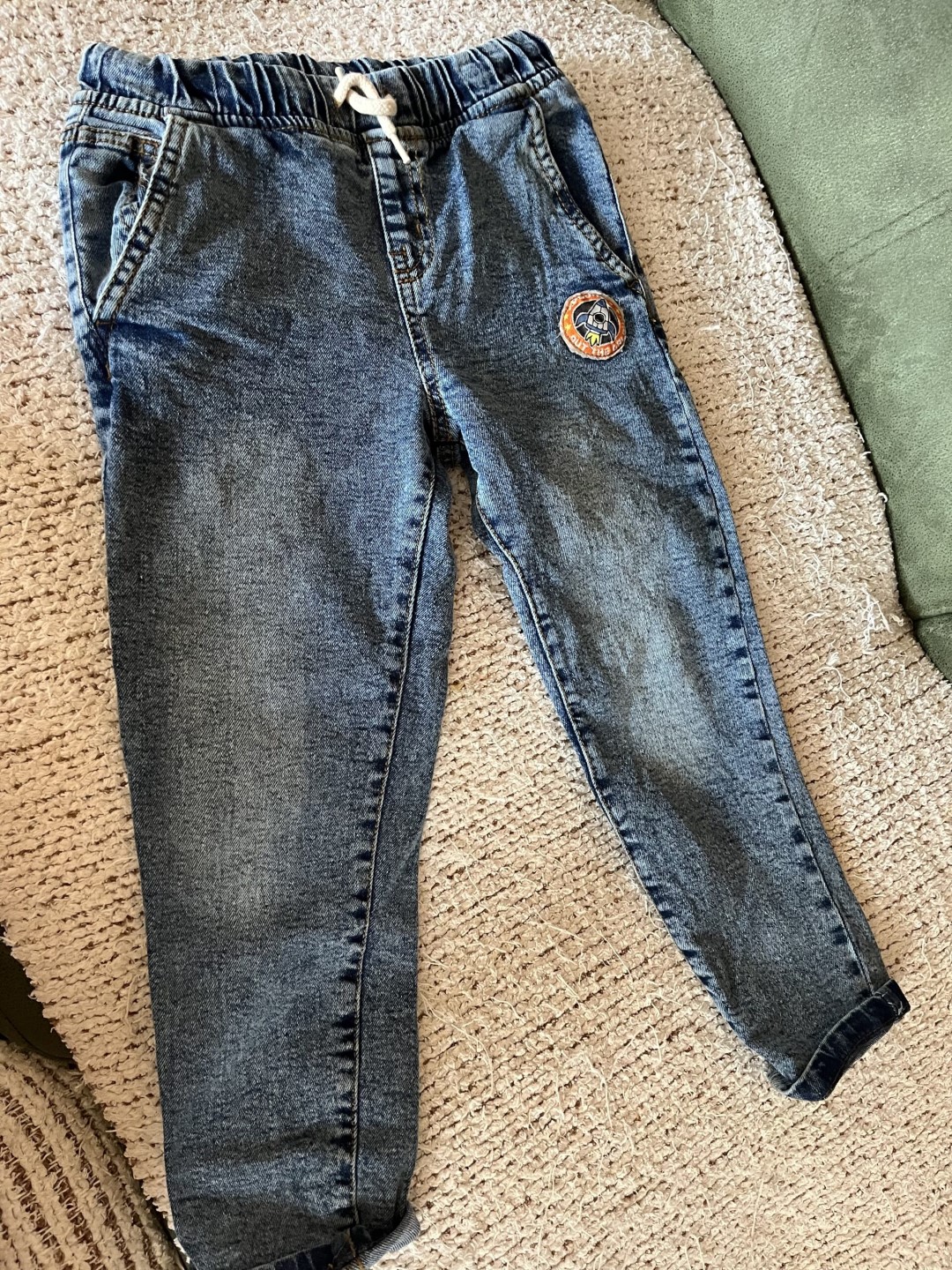 E74CD464-626B-47E5-B792-243CD8EC9163