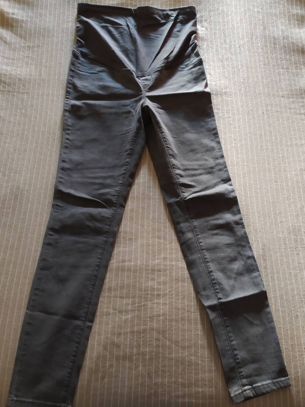 Sive farmerke za trudnice Farmerke za trudnice sive