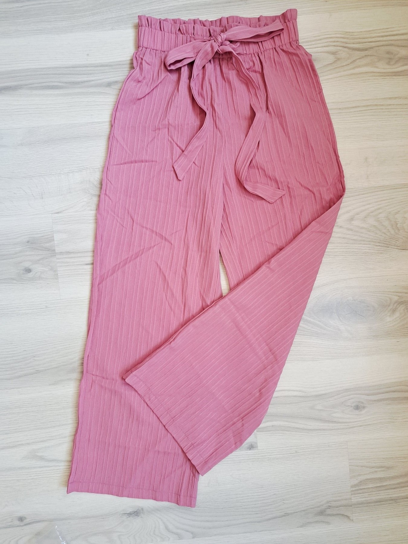 slika-zenske-letnje-pantalone-roze-l-40-novo_slika_O_433960981