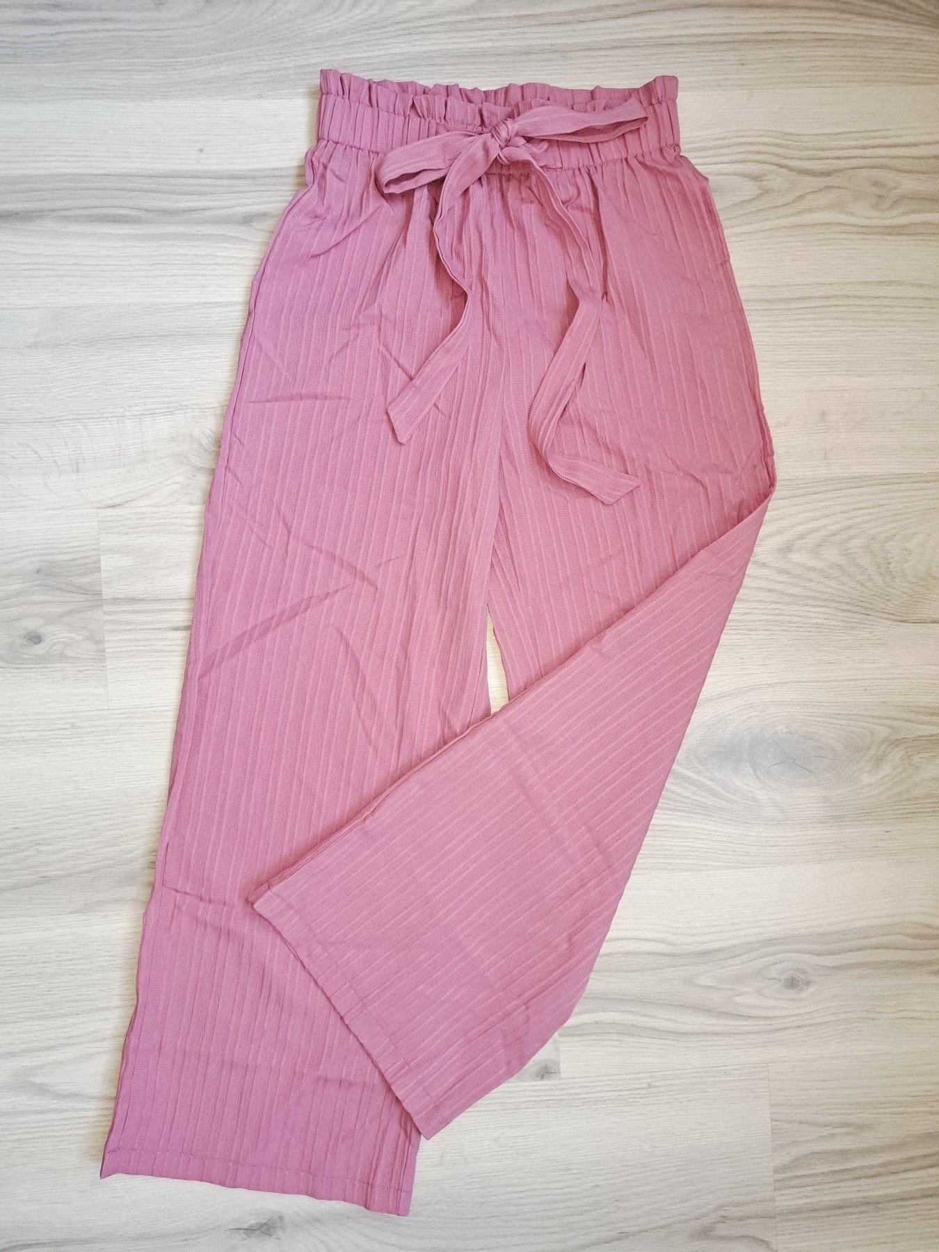 slika-zenske-letnje-pantalone-roze-l-40-novo_slika_O_433960985