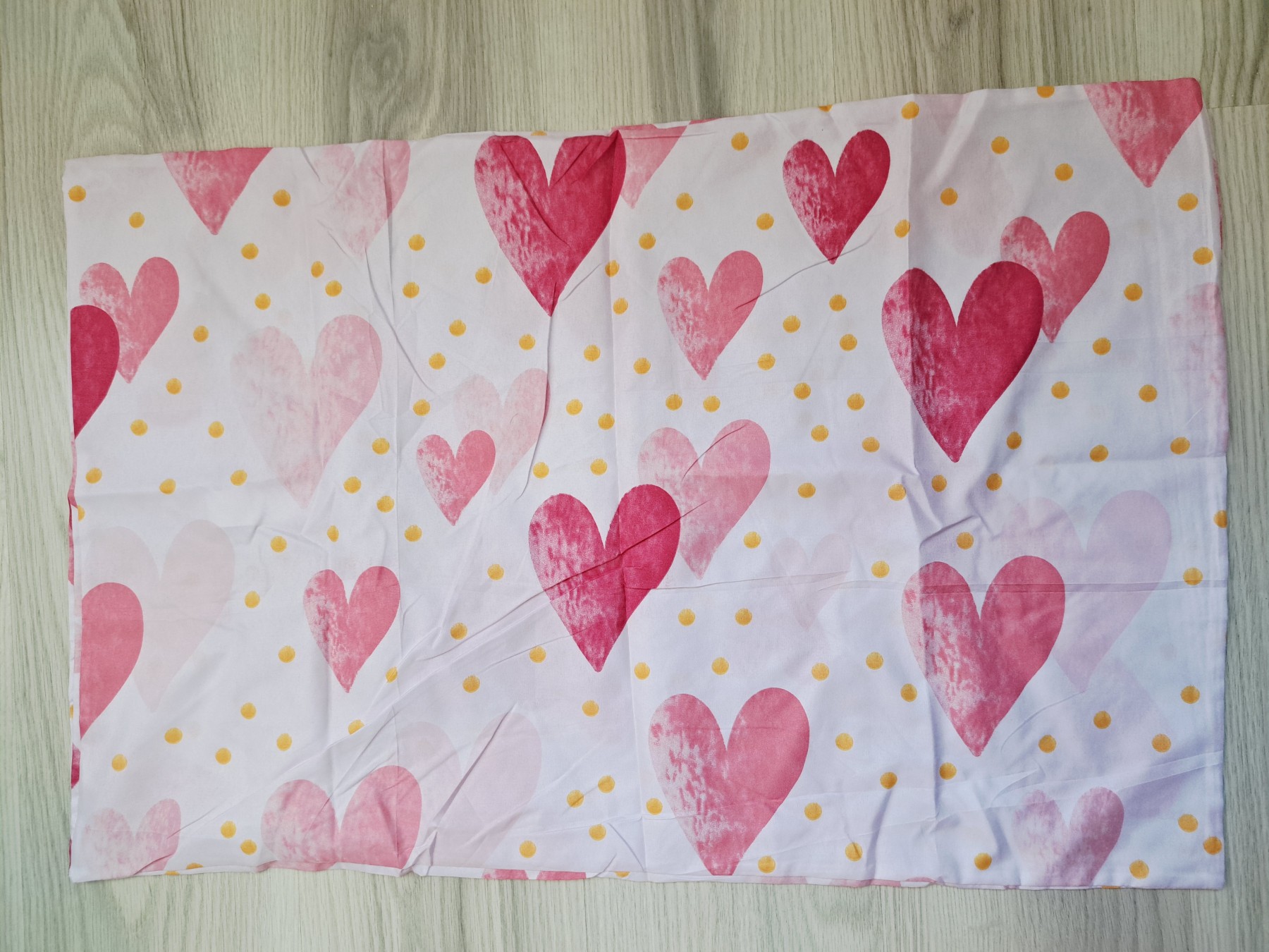 slika-heart-posteljina-200-x-200-cm-novo_slika_O_455348605